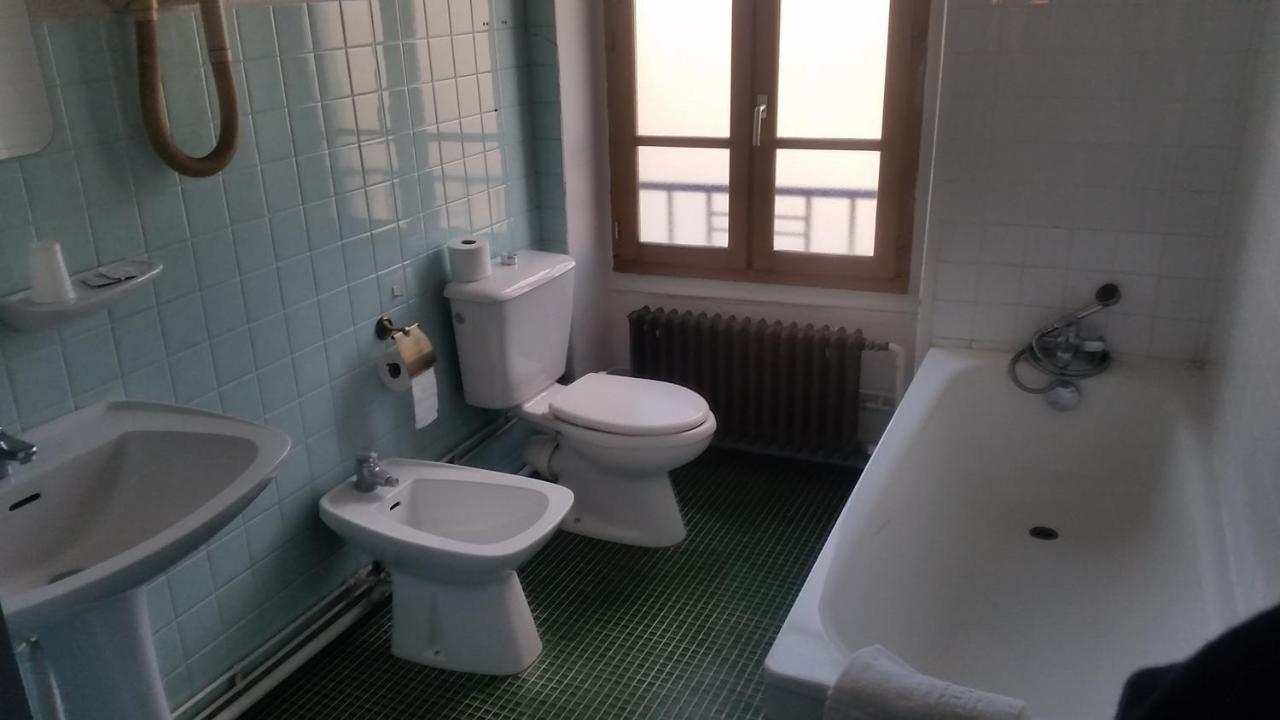Hotel De L'Europe Valence  Zewnętrze zdjęcie